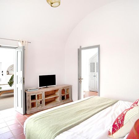 Antelmi Luxury Villa Fira  Eksteriør billede